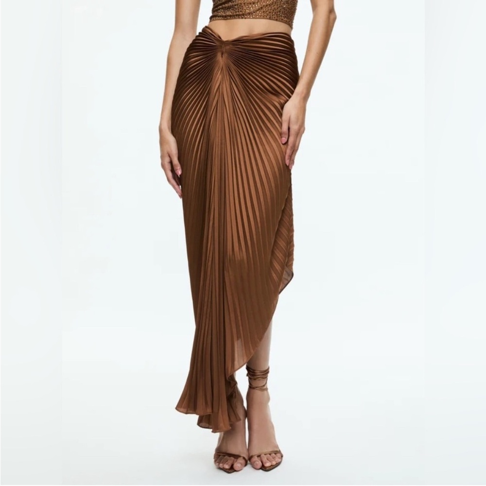 NWT Alice + Olivia Pleated Asymmetrical midi skirt